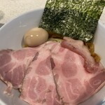 らぅめん考房 ありがた屋 - 「濃厚豚白湯つけ麺（1,000円）＋半熟味玉子（150円）＋ローストポーク２枚（350円）」