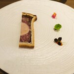 ラチュレ - 熊と穴熊と鹿と猪のテリーヌ