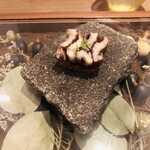 ラチュレ - 穴子のブルーベリーソース