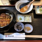 鰻料理専門店 曳馬野 - 