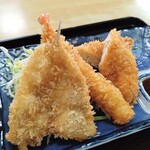 浜一食堂 - ミックスフライ定食