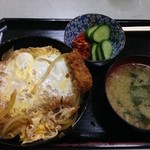 らーめん寿楽 - カツ丼\750