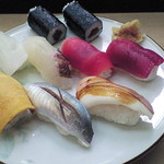 神田笹鮨 - 春先の並握り