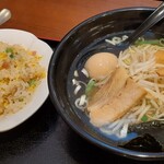 台湾料理 豊源 - ラーメンセット（塩ラーメン＆炒飯）