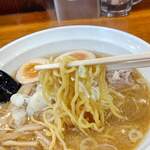 Sapporo Raiden - 麺リフト