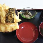お食事 ほづみ - 大盛り天丼(ご飯中盛り)1100円