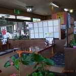 霧島峠茶屋 - テーブル席と座敷の構成でした。