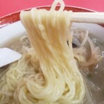 中華飯店 成忠 - 麺リフト