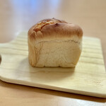 えんツコ堂 製パン - 2種のチーズのパン・オ・レ