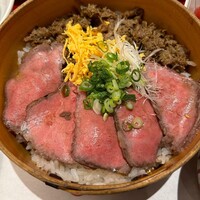 すき焼きと牛まぶし ももしき - 