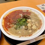 飯田商店 - エキゾチック担々麺 1600円
      2023年9月3日