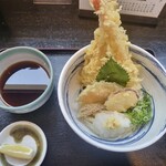 本格手打ちうどん とも作 - 