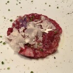 OSTERIA ENOTECA DA SASINO - 馬肉のカルパッチョ イタリアン・パセリの茎