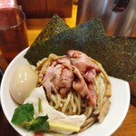 馳走麺 狸穴 - 特製濃厚つけ麺(大)