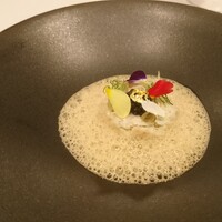 プレスキル - 松葉ガニとキャビア エス化ベーションのジュレ 柑橘の香る甲殻類のエミュルション