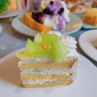 ERUTAN RESTAURANT BAR - 