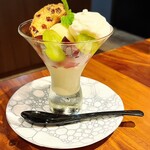 イル ネッビオ - 5種類の中から私は『ぶどう・ヨーグルト』を選びました(o^^o)