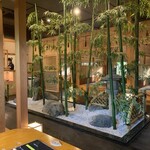 祇園 - 店内の竹林箱庭