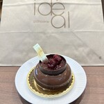 patisserie ideal - チョコレートとグリオットチェリー