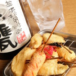 Kushikatsu Dengana - 本格焼酎も取りそろえております。お客様の最高の組み合わせの一本を。