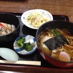 中村屋食堂 - ラーメンセット