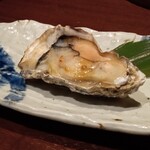 全席個室居酒屋 忍家 - 牡蠣の醤油焼き