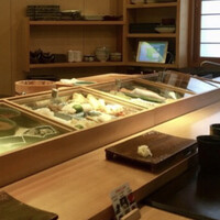 伊勢鮨 - 