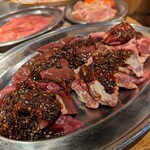 飛騨焼肉・ホルモンぼたん - 