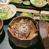 北新地 肉料理 名門 - 