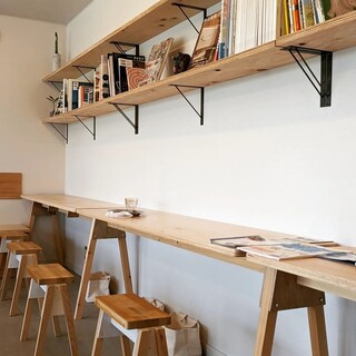 トナリガカワ_2