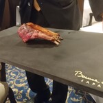 プレスキル - アイルランド産仔羊 黒ニンニクの香るジュと夏野菜