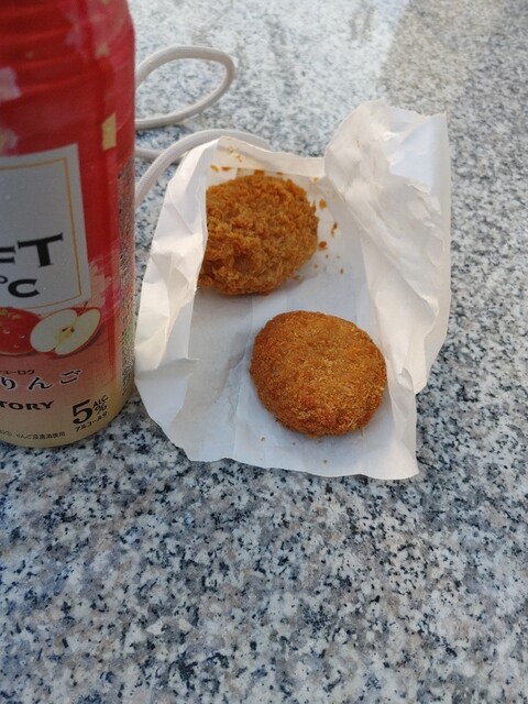 川又食肉店 - 飯坂温泉（揚げ物）の写真