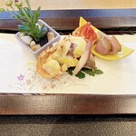 料亭 天王殿 - 小さいけど伊勢海老　鴨肉