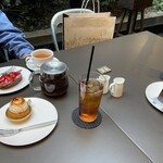 エミリー・フローゲ - 