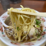 本家 第一旭 久津川店 - 近藤製麺のストレート