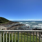 望洋館 - 部屋から見える太平洋は綺麗です。