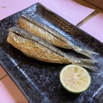 楽座 - 頭付きの方が大きく見えるのになぁ。