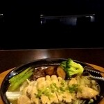 Izakaya Ginza Mikuni - 庄内豚の鉄板焼き