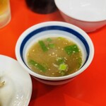 豚足ホルモン 小林商店 - 豚足スープが無料！