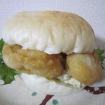 ブーランジェリー メゾン ユキ - 海老アボカドベーグルサンド