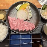 島生まれ島育ち 隠岐牛店 - 隠岐牛極上ロース焼肉ランチ