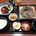 Soba Doko Rowashin - とりもつそば定食 1210円　(2023.8)