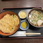 Nakano Ya - カツ丼とミニうどん