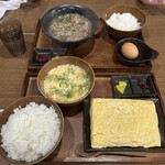卵かけめし 肉すい専門  やまや - 