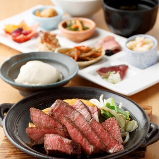 窯焼和牛ステーキと京のおばんざい 市場小路_1