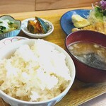 食堂 グロリア - ライス側にて。