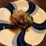 Jukou - 熟成鰹の藁焼き（５日熟成）玉ねぎ醤油、油で揚げた鰹節