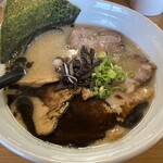 博多拉麺 KAZU - 黒とんこつ　チャーシュートッピング