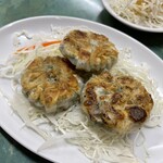 中華料理 三喜 - ニラ焼きまんじゅう