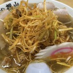 佐野青竹手打ちラーメン押山 - アカネギラーメン